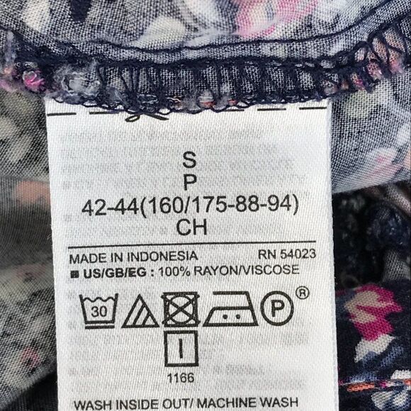 Gap Floral Square Neck Cami Jumpsuit Women's Small Cropped Pockets Rayon Summer - Picture 14 of 16